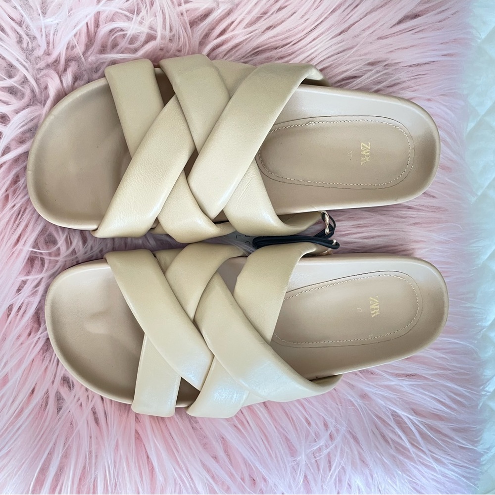 NWT ZARA Chunky Quilted Strap Leather Sandals Size 7